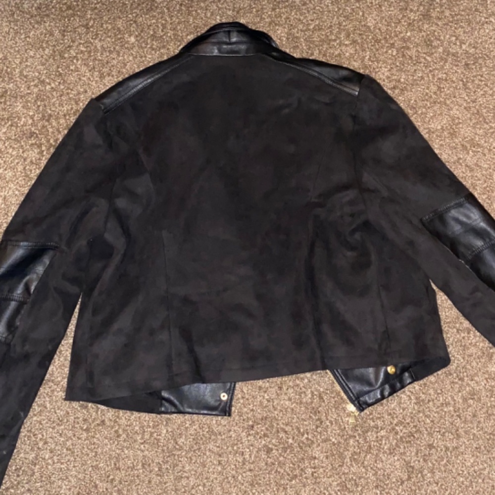 leather jacket - Picture 4 of 4